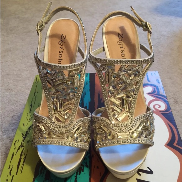 Zigi Soho Sunelle Pumps - Picture 1 of 7